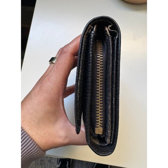 Vintage Louis Vuitton Black Epi Sarah Compact Wallet - Picture 2 of 7